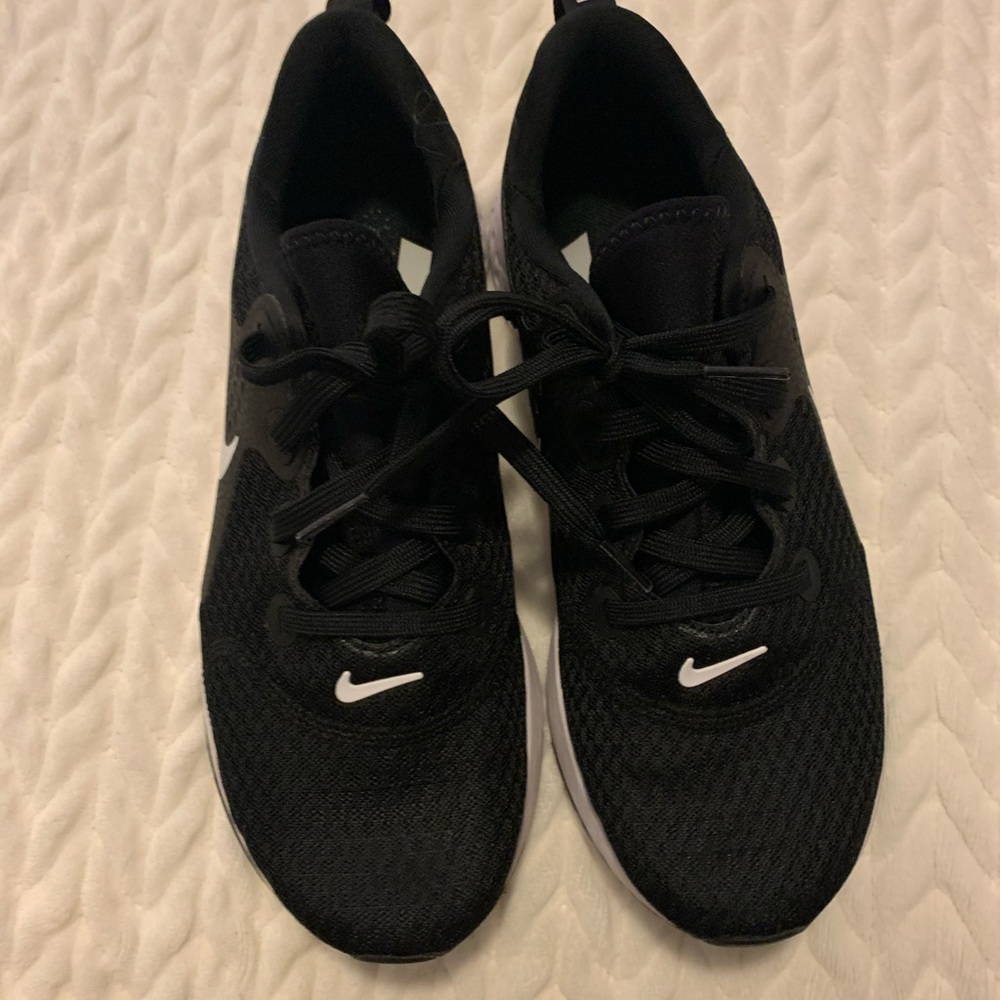 Nike react legend size 10